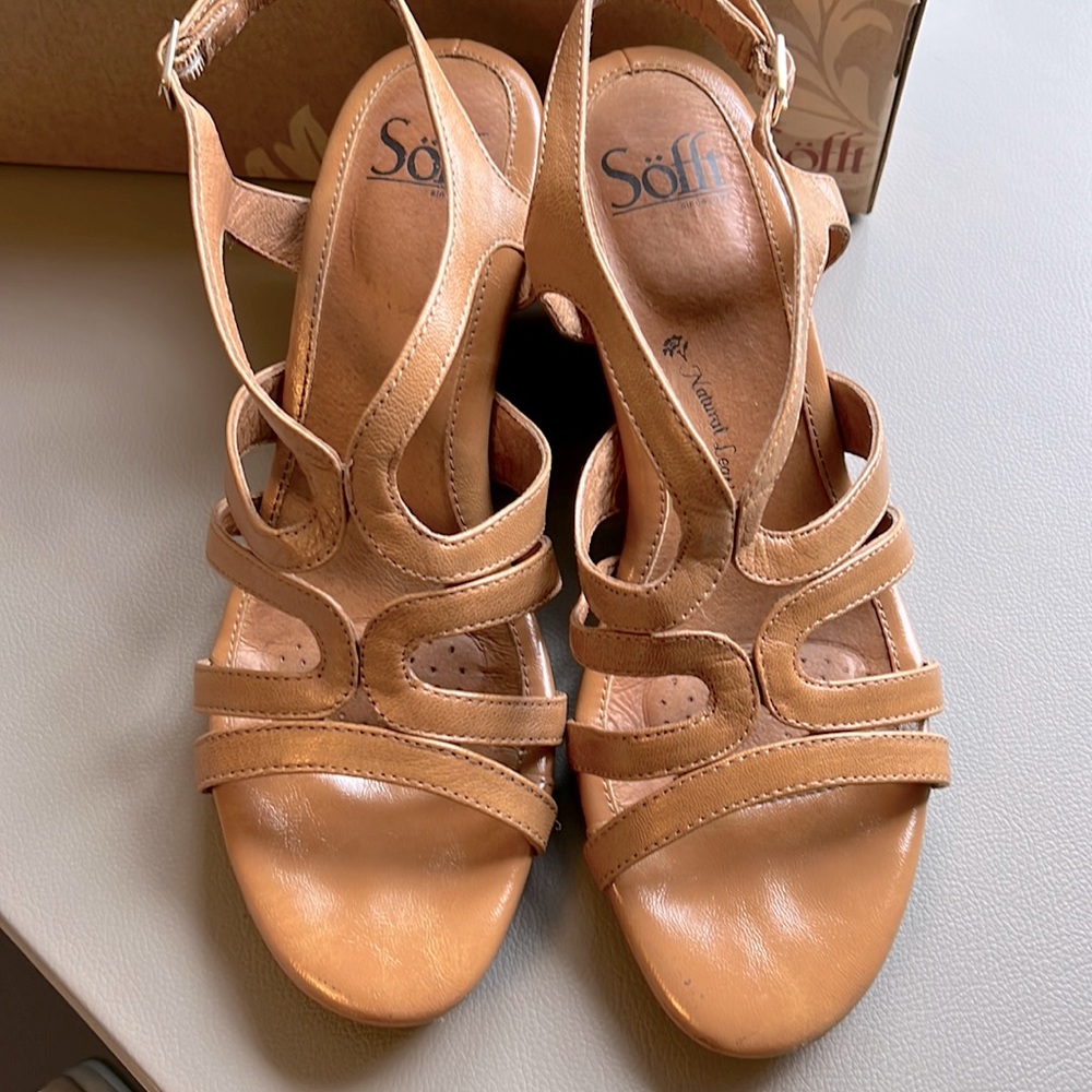 Sofft tan leather & cork wedge sandal